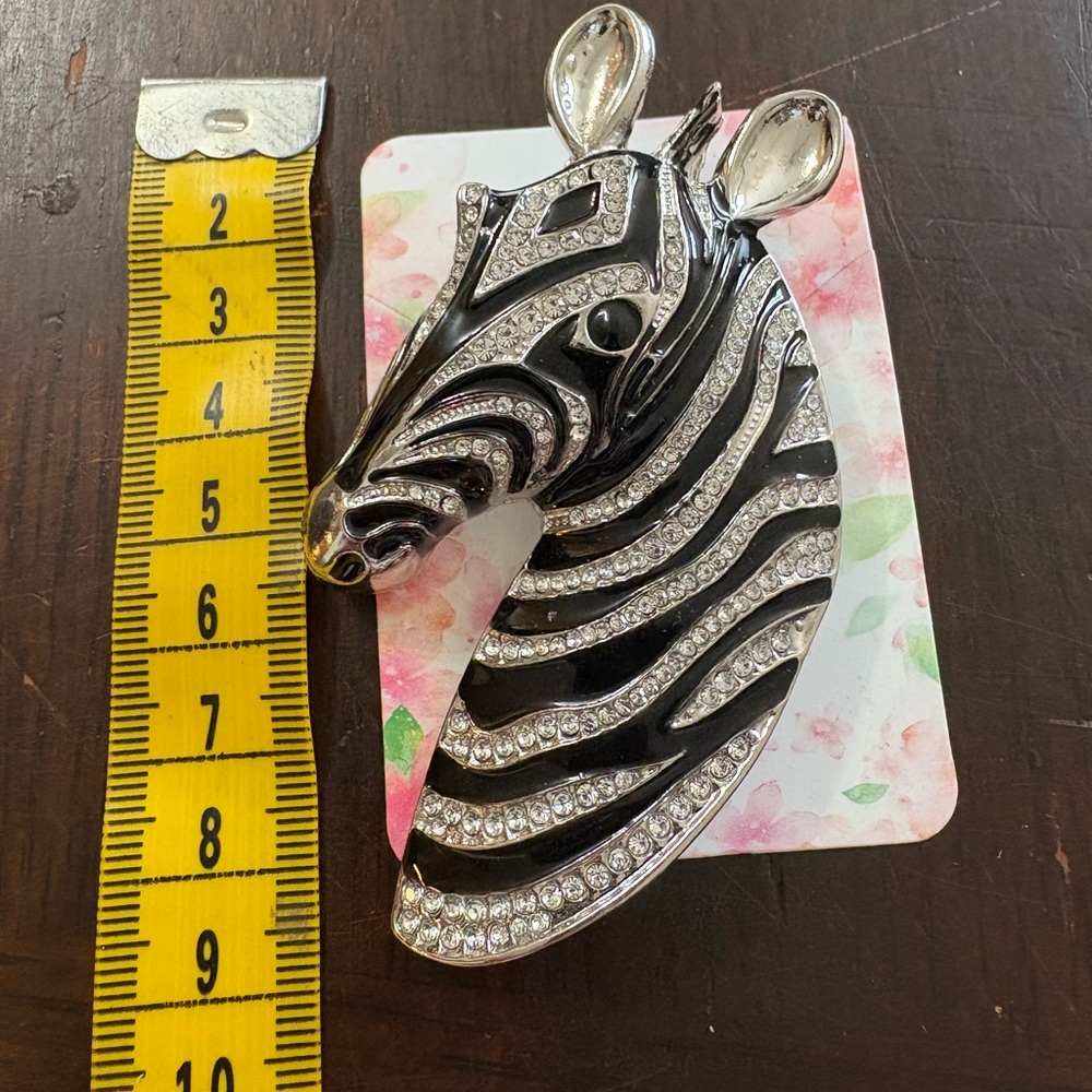 Large Zebra Brooch with Rhinestones - Picture 6 of 10